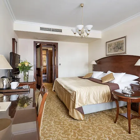 Romance 4* Karlovy Vary