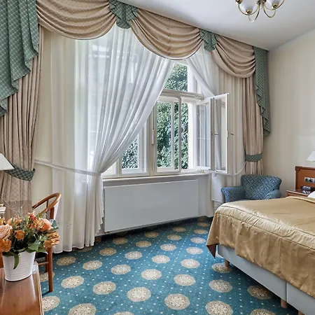 Romance 4* Karlovy Vary